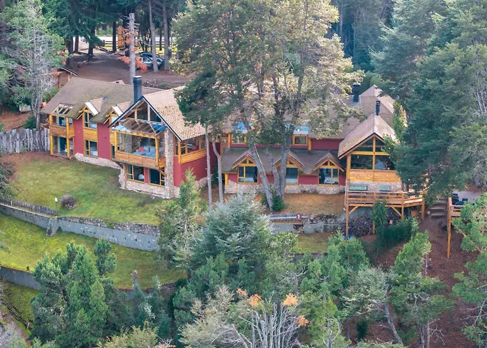 Peninsula Petit